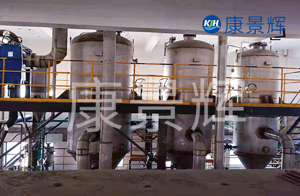 三效升膜蒸發器工作原理